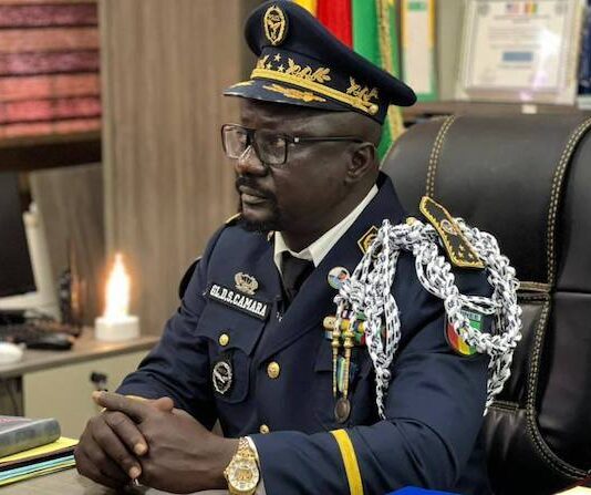 DECRET : Le DG de la Police nationale distingué au plus haut niveau de l’État rejoint l’élite décorée du Colatier