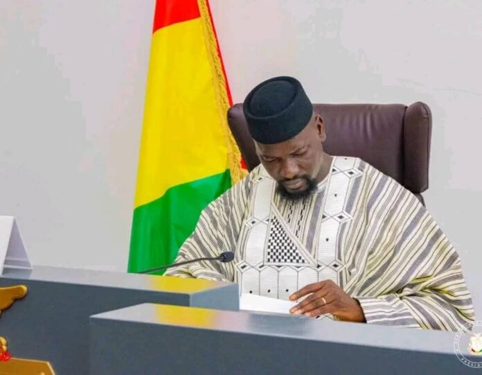 General-Mamadi-DOUMBOUYA-decret-