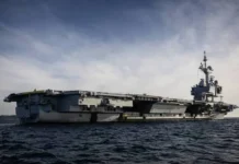 Guerre au Moyen-Orient : le porte-avions français « Charles-de-Gaulle » est arrivé en Méditerranée