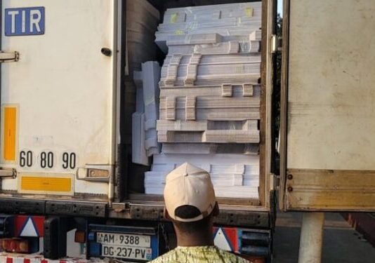 Guinée : lancement du déploiement du matériel électoral pour le scrutin du 24 mai