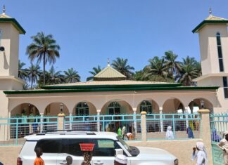 Législatives à Boffa : Mohamed Kalil Bangoura candidat de la GMD ouvre sa campagne par l’inauguration d’une mosquée à kakala ( Mankountan)