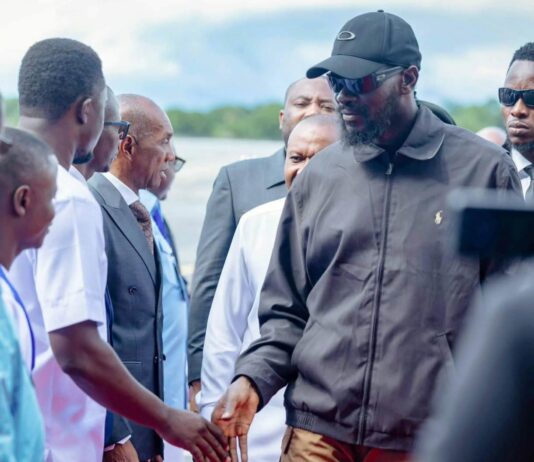 Sommet de la CEDEAO : Mamadi Doumbouya défend la place des militaires dans l’histoire de l’organisation