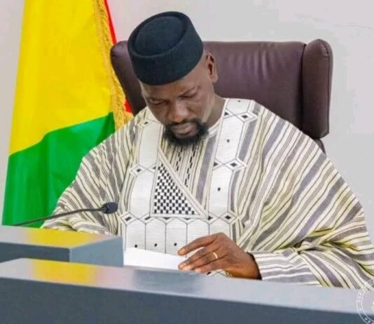 Guinée : le magistrat Kaman Gongana définitivement exclu de la magistrature après une décision présidentielle
