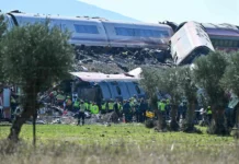 Espagne : une collision entre deux TGV fait au moins 31 morts, le bilan pourrait s’alourdir